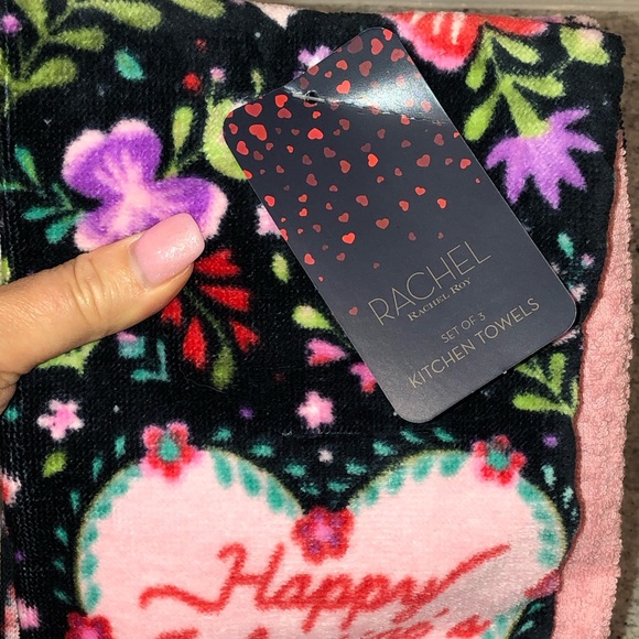 💖NWT💖 Rachel Zoe Happy Galentine’s Day Set of 3 Dish Towels - Picture 3 of 8